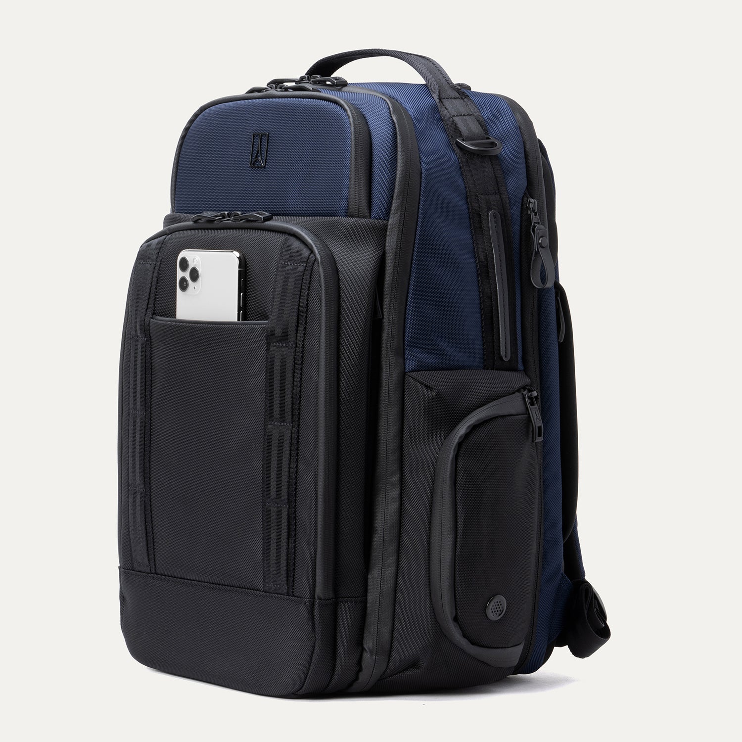 Travelpro® Altitude™ Large Expandable Laptop Backpack 30-36L - Image 17