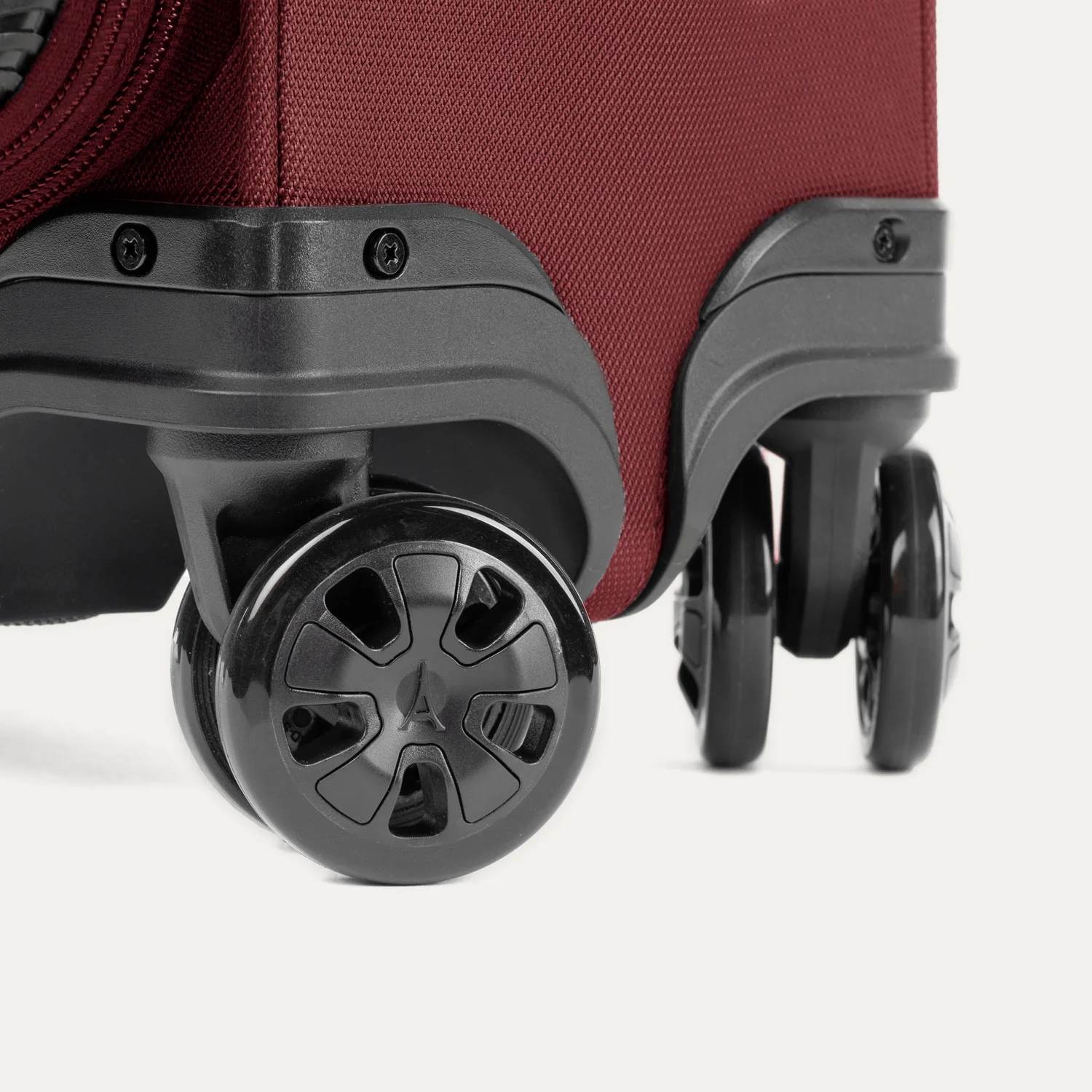 Crew™ Classic Carry-On Expandable Spinner - Image 10