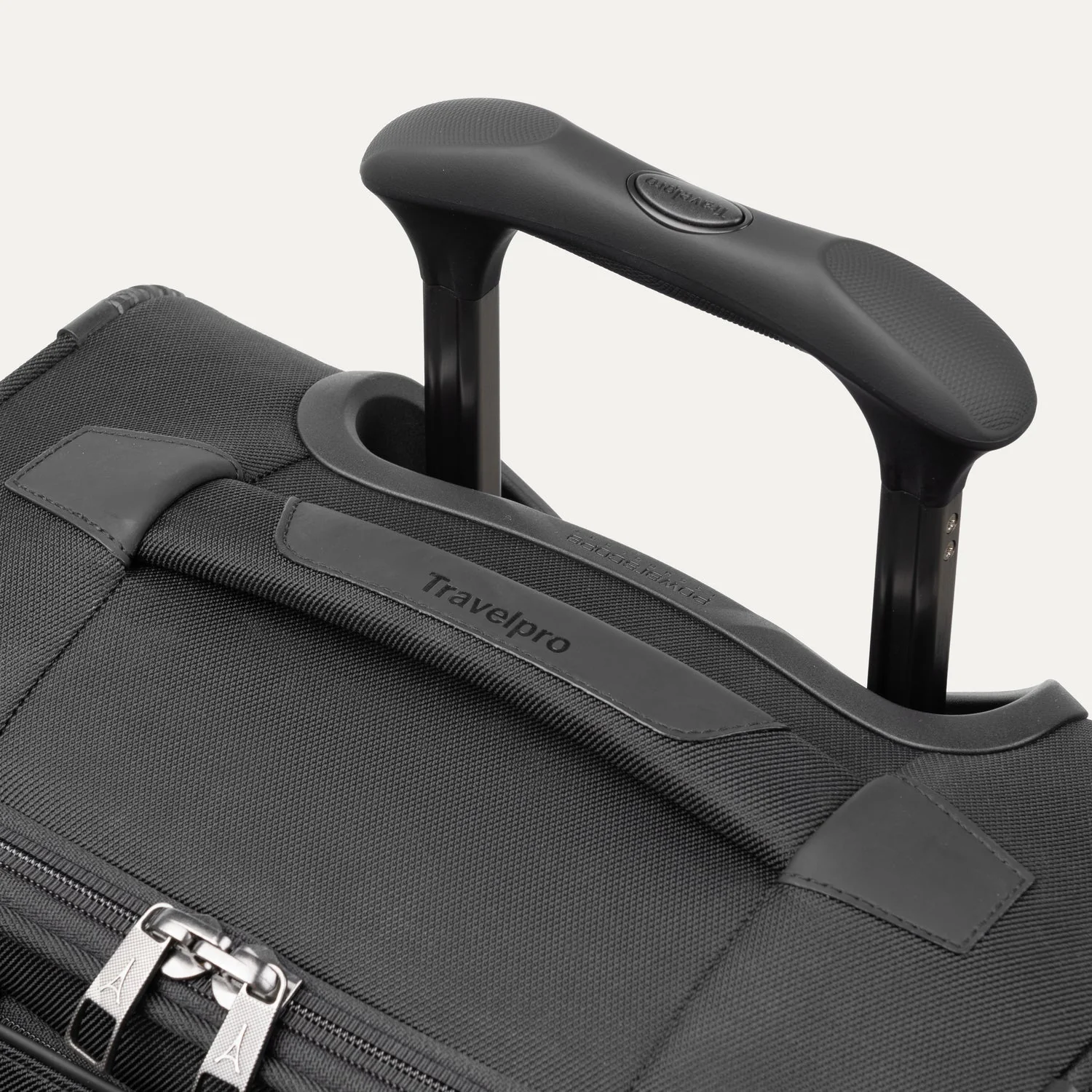 Crew™ Classic Carry-On / Large Check-In Set - Image 10