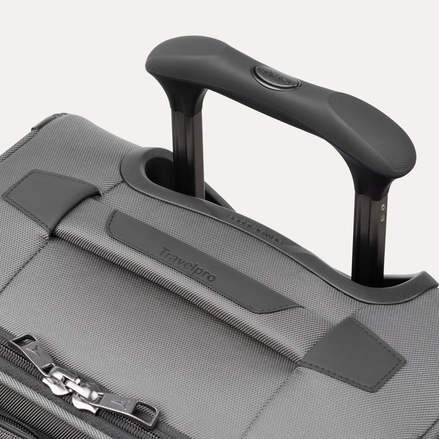 Crew™ Classic Carry-On / Medium Check-in Luggage Set - Image 15