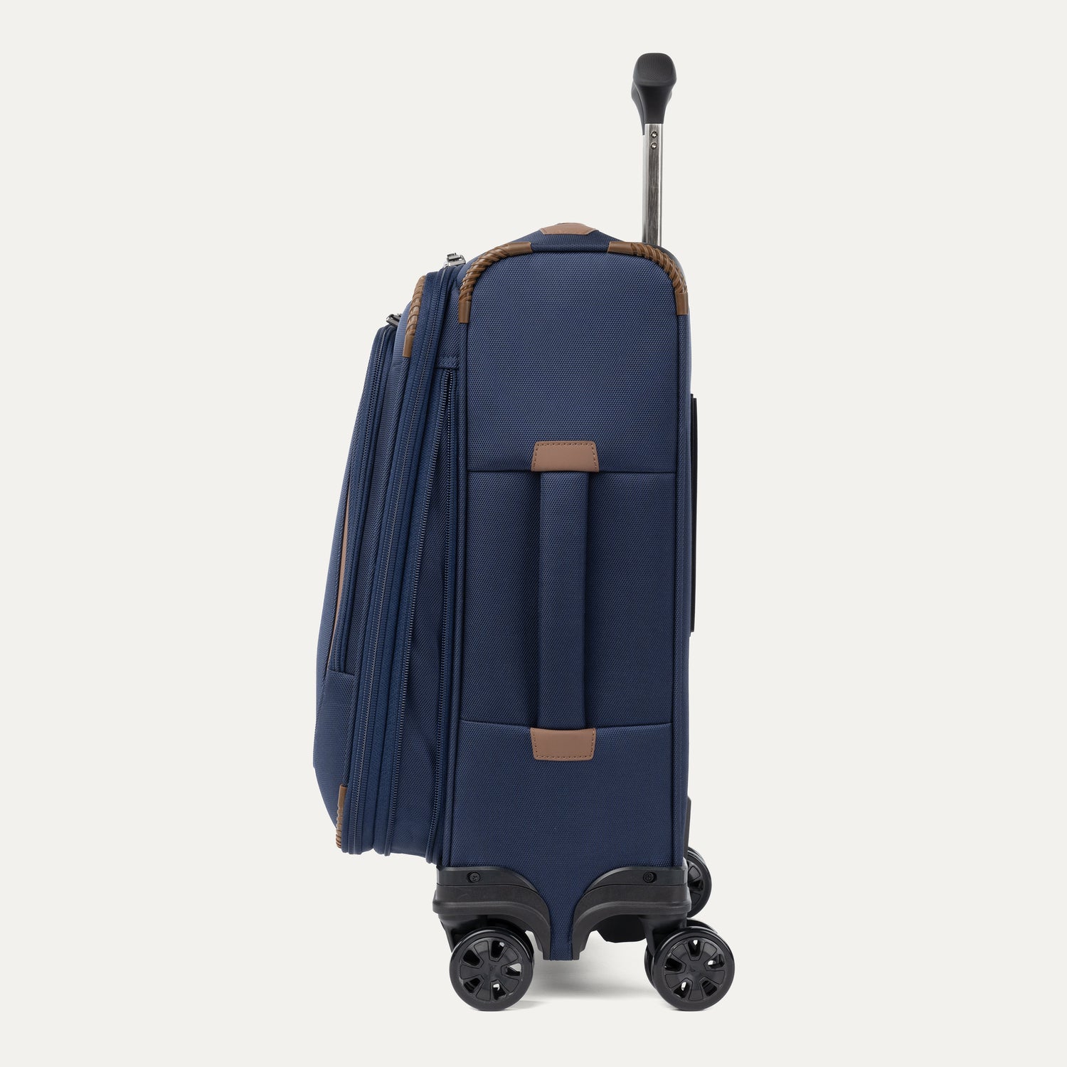 Crew™ Classic Compact Carry-On Expandable Spinner - Image 3
