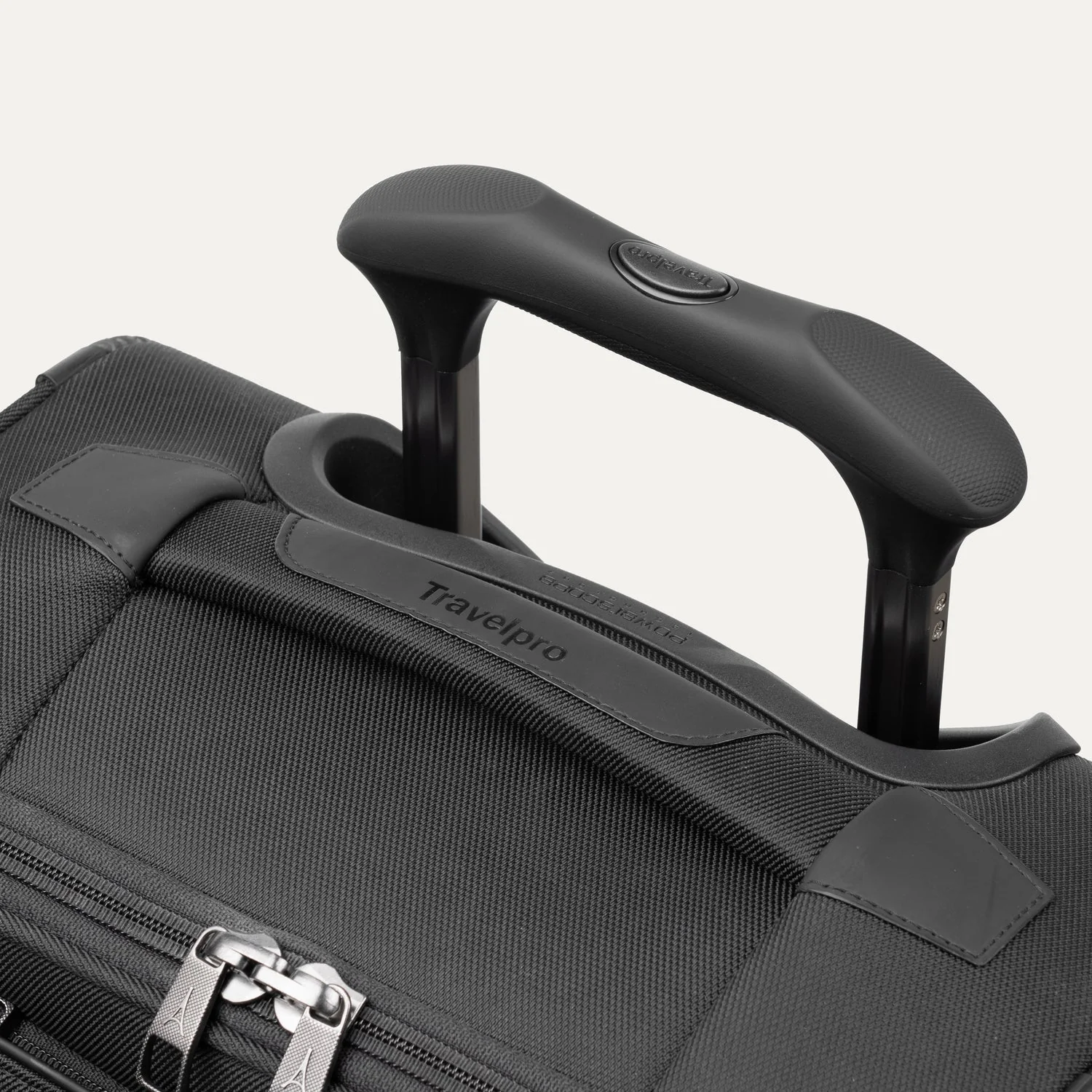 Crew™ Classic Compact Carry-On / Large Check-In Set - Image 20
