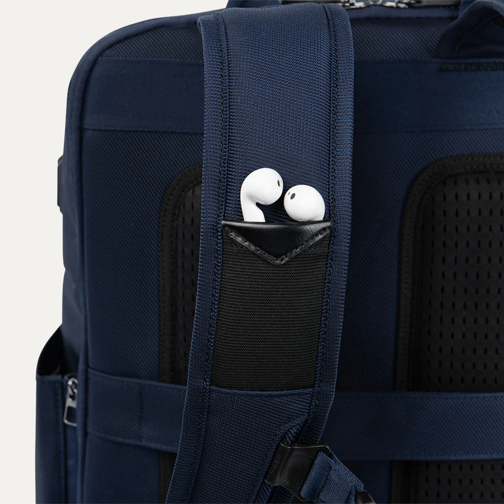 Crew™ Executive Choice™ 3 Large Backpack - Image 17