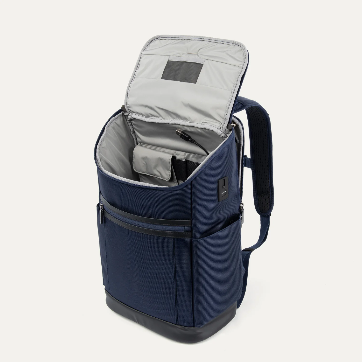 Crew™ Executive Choice™ 3 Medium Top Load Backpack - Image 12