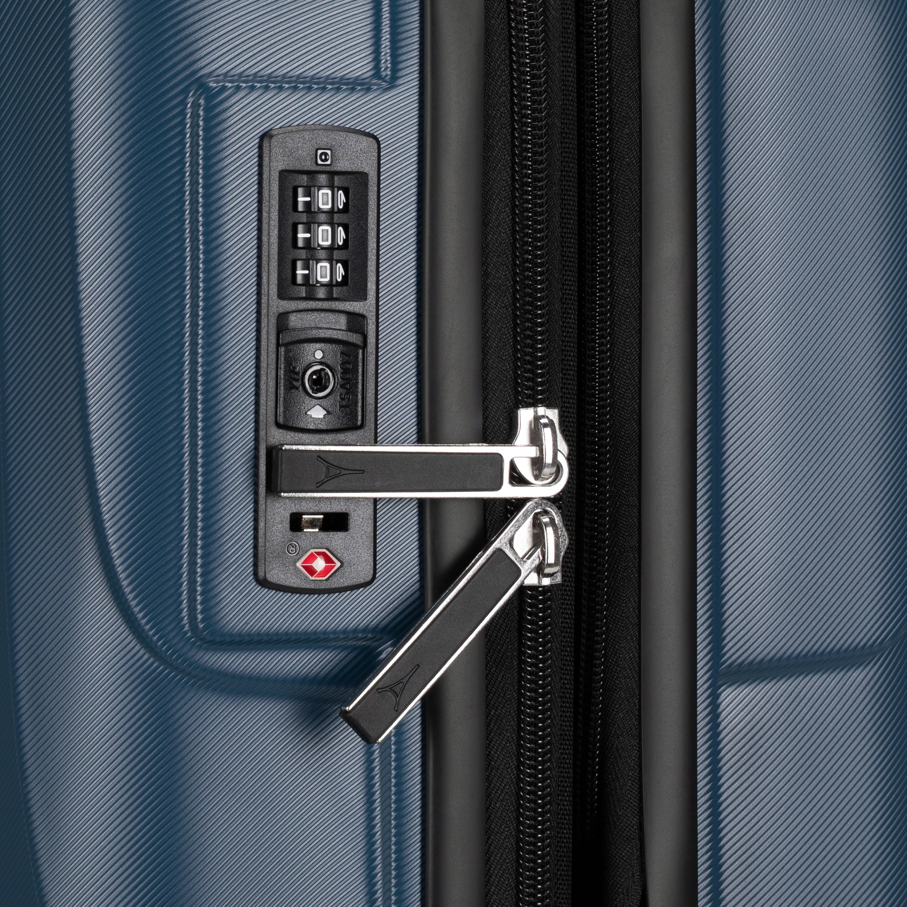 Hydrogen® Three Piece Luggage Set - Image 21