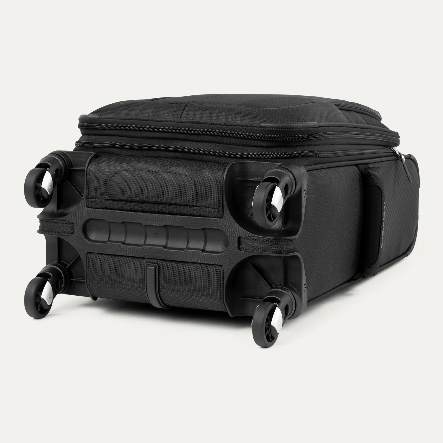 Maxlite® 5 Compact Carry-On Expandable Spinner - Image 39
