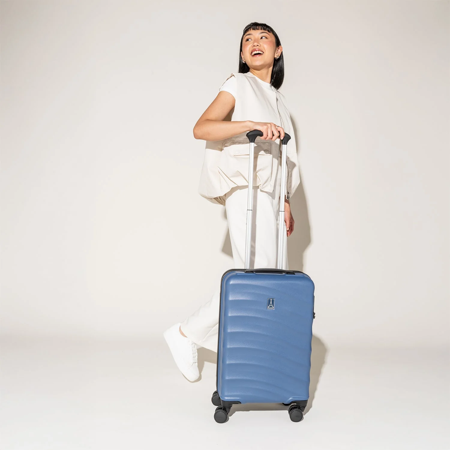 Maxlite® Air V2 Compact Carry-On Hardside Spinner - Image 13