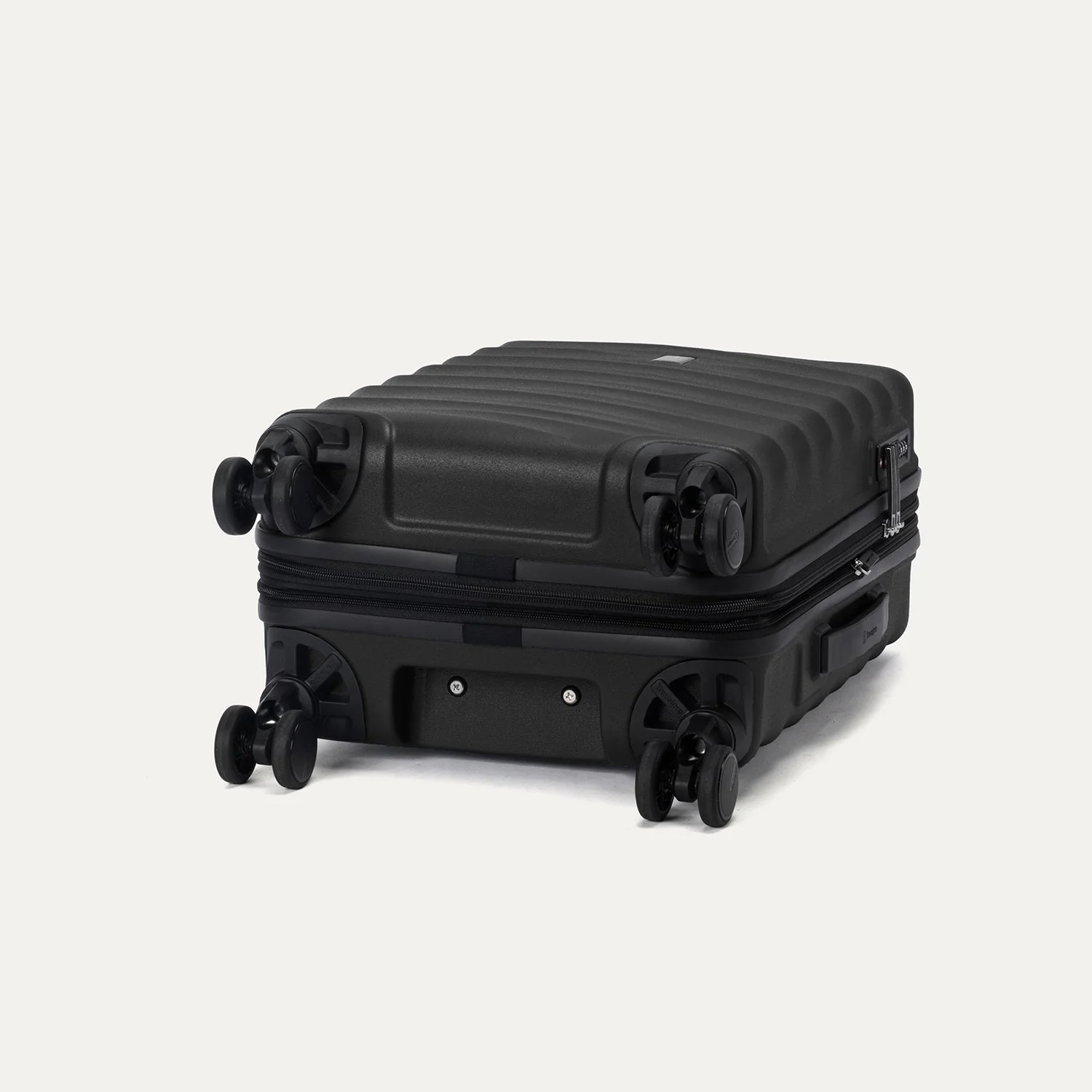 Maxlite® Air V2 Compact Carry-On Hardside Spinner - Image 23