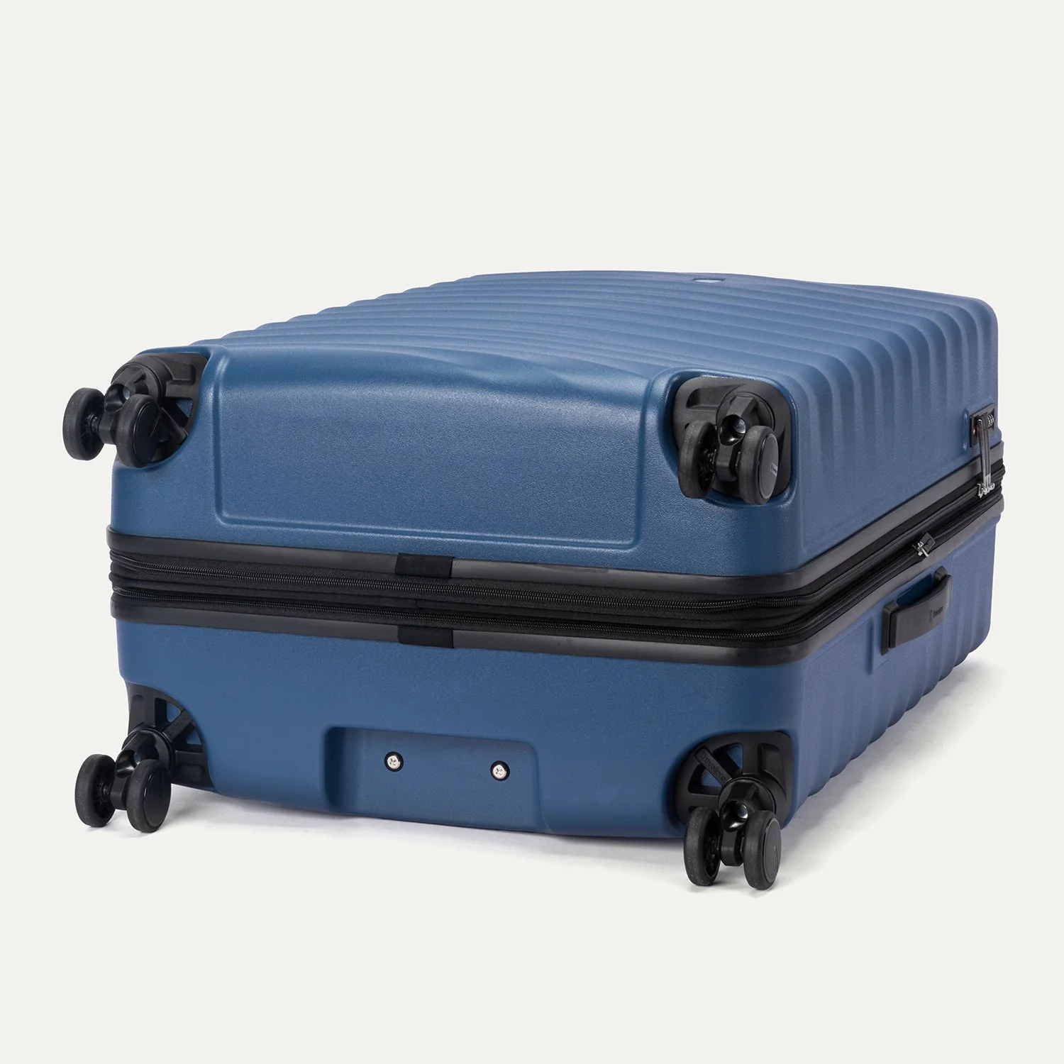 Maxlite® Air V2 Compact Carry-On / Large Check-In Set - Image 4