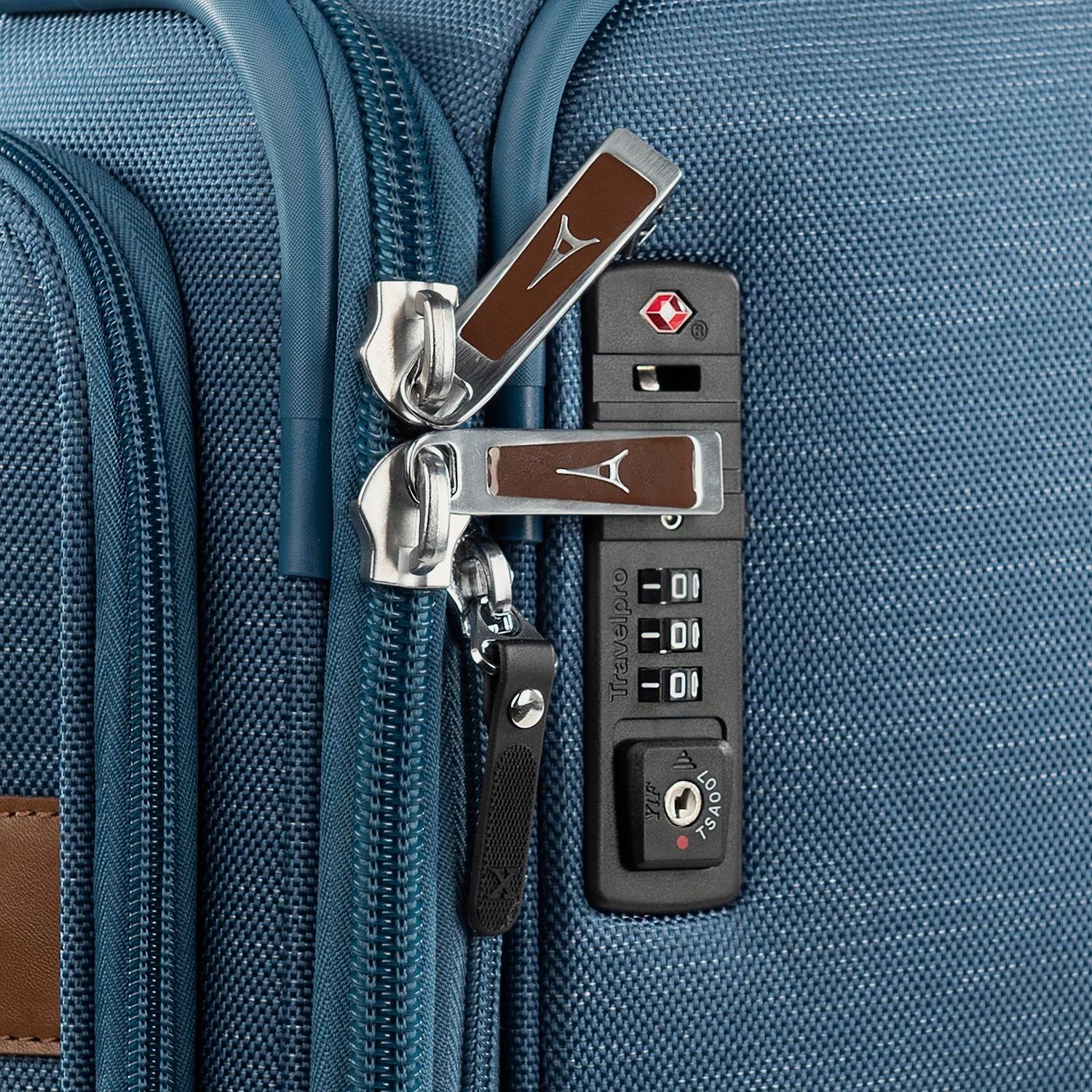 Platinum® Elite 21/25/29 - Luggage Set - Image 38