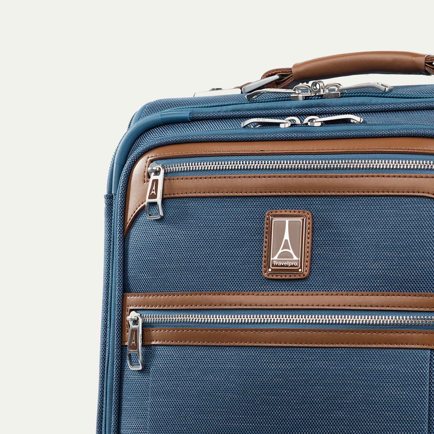 Platinum® Elite 21/25/29 - Luggage Set - Image 39