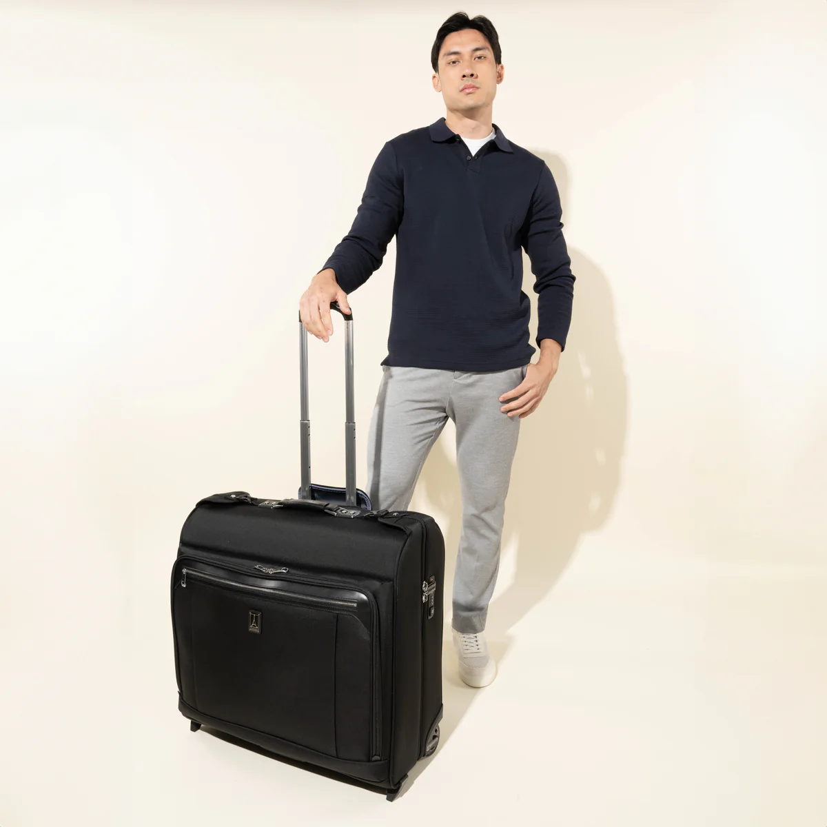 Platinum® Elite 50” Rolling Garment Bag - Image 4