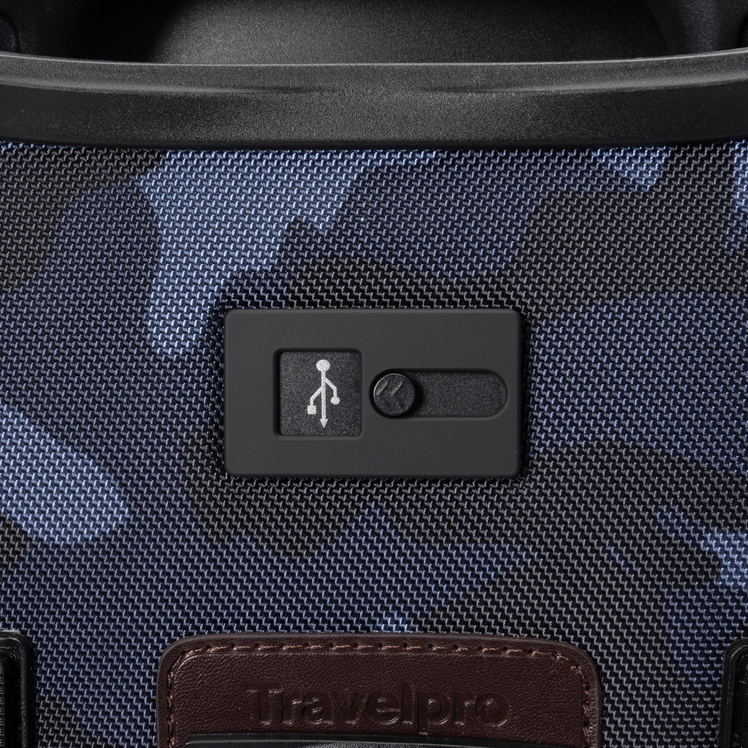 Platinum® Elite Carry-On / Large Check-In Camouflage Set - Image 3