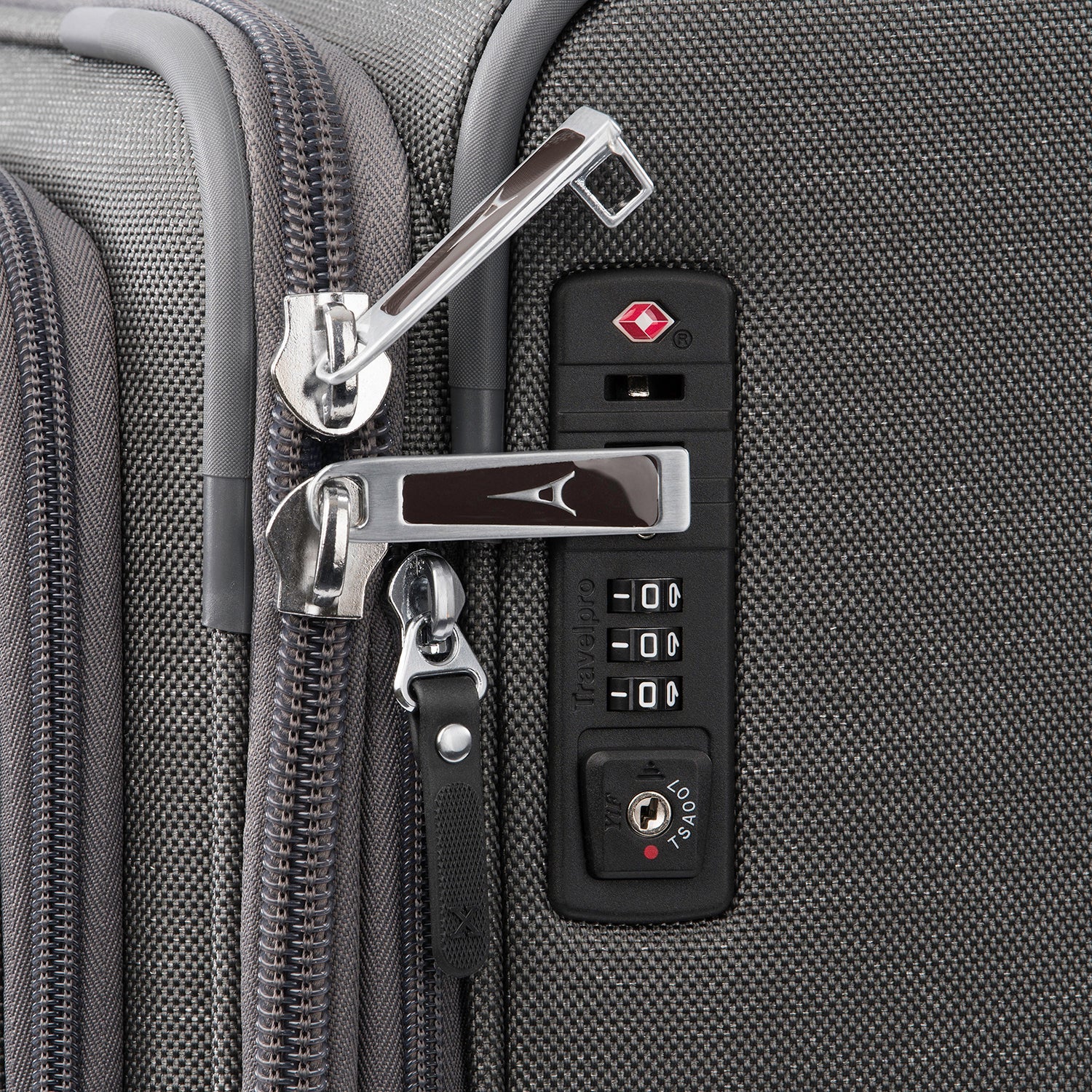 Platinum® Elite: First Class - Luggage Set - Image 32