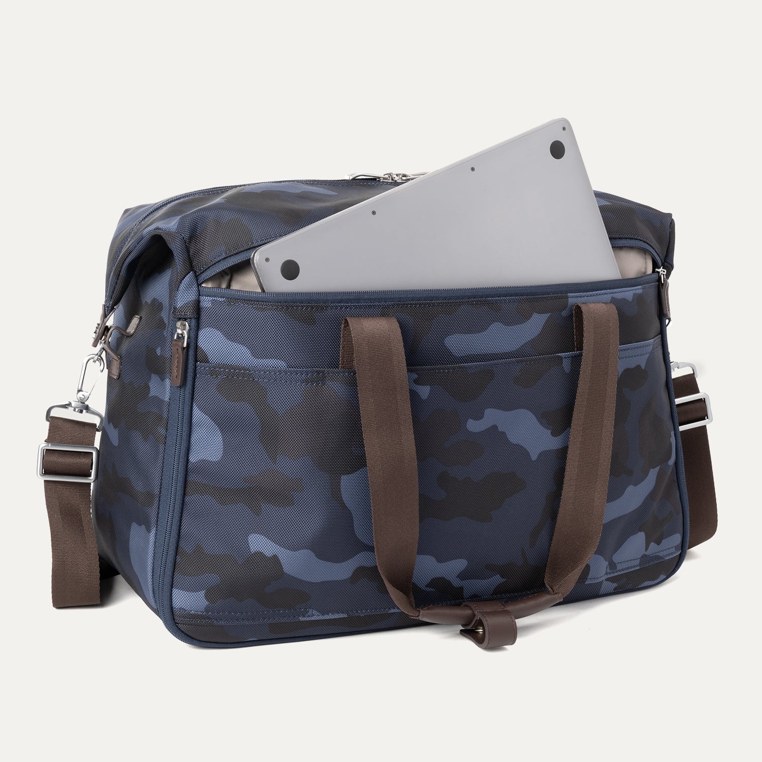 Platinum® Elite Soft Duffel - Camouflage - Image 5