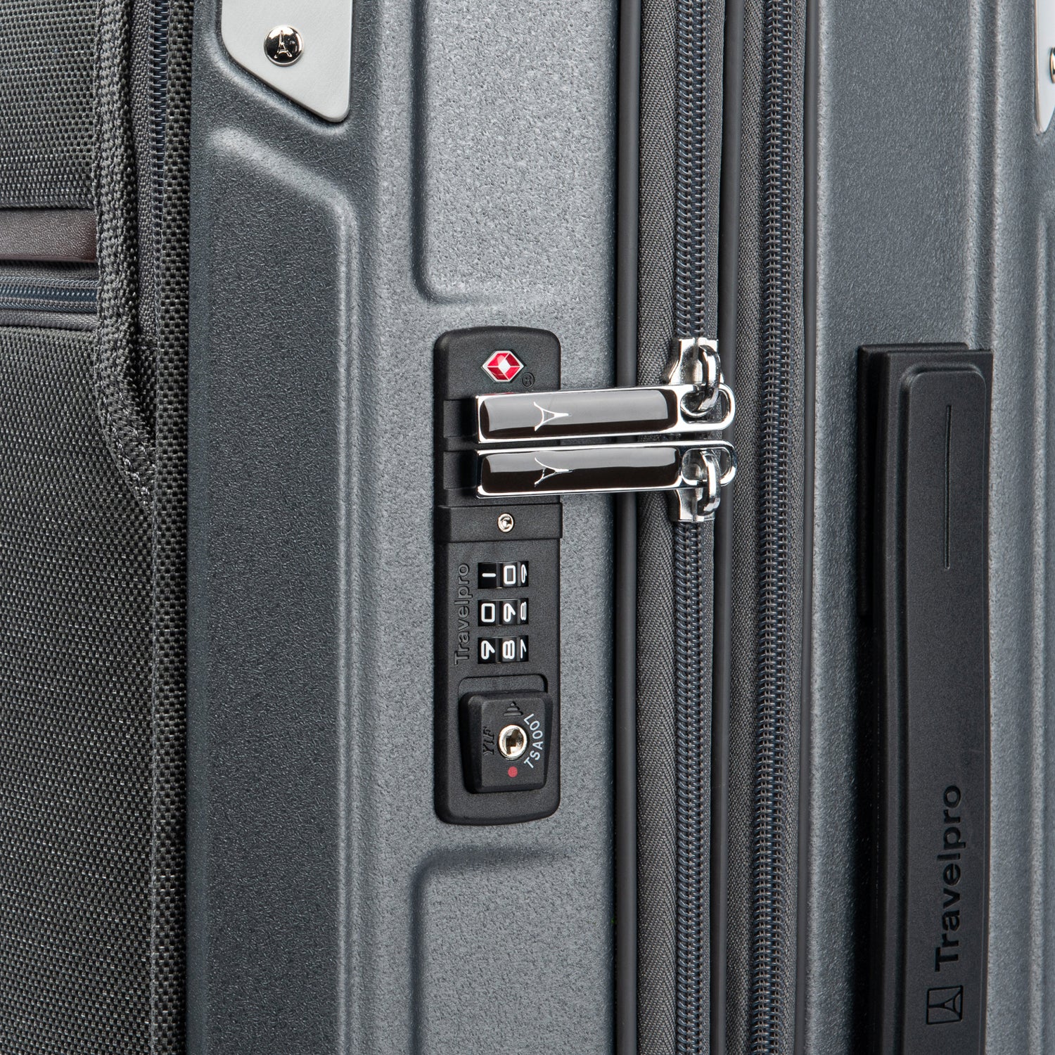 Platinum® Elite Compact Carry-On Business Plus Hardside Spinner - Image 16