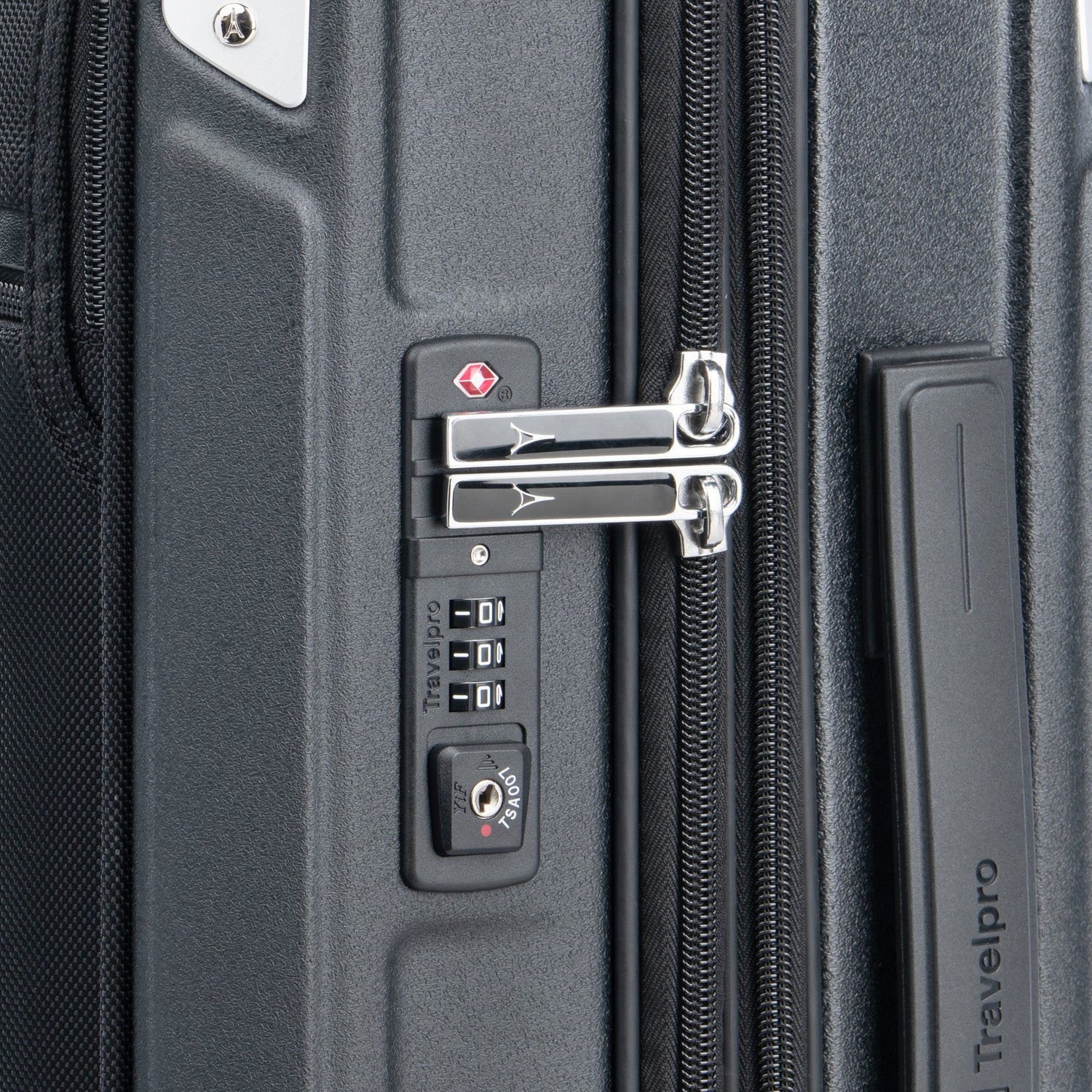 Platinum® Elite Compact Carry-On Business Plus Hardside Spinner - Image 8