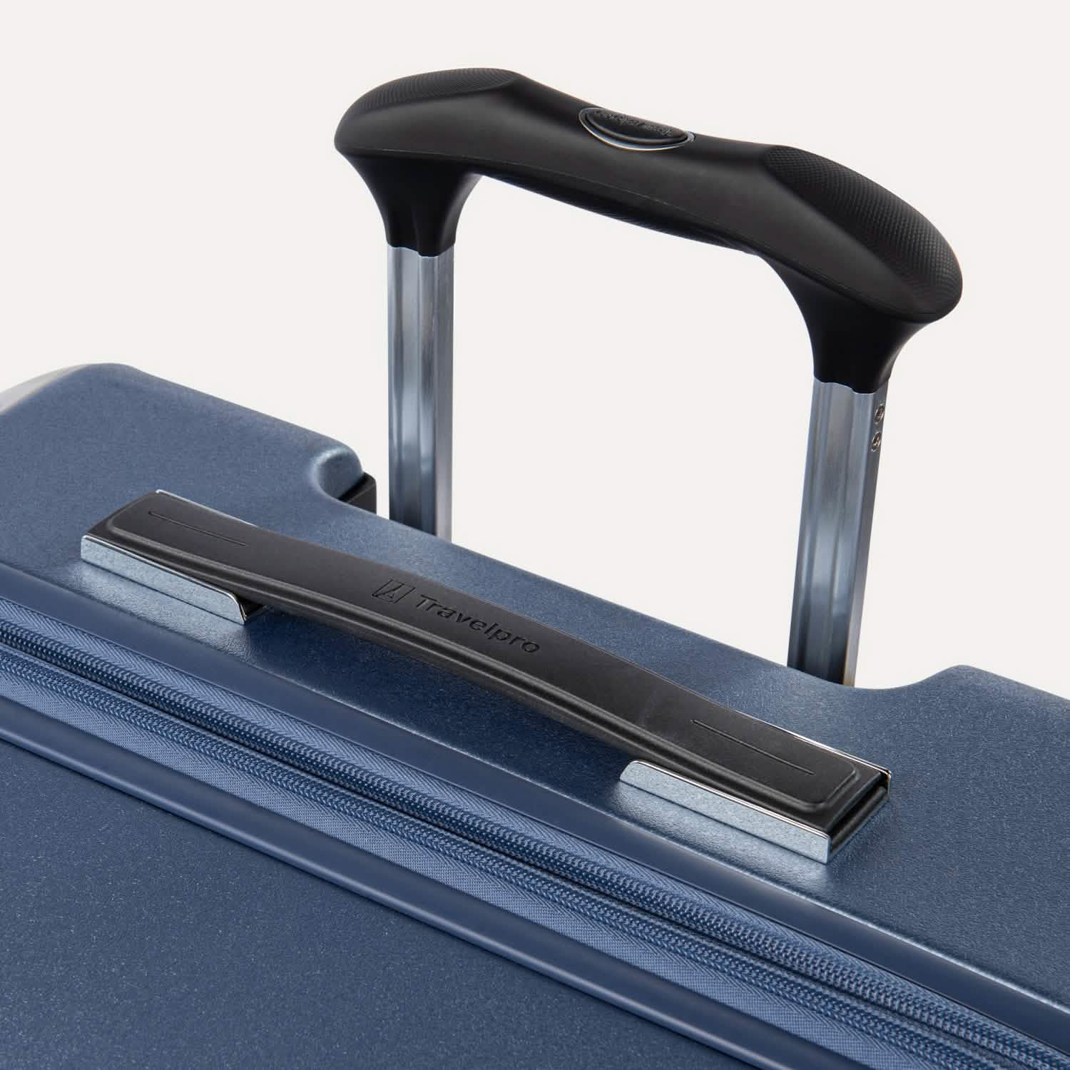 Platinum® Elite Medium Check-In Hardside Spinner - Image 74