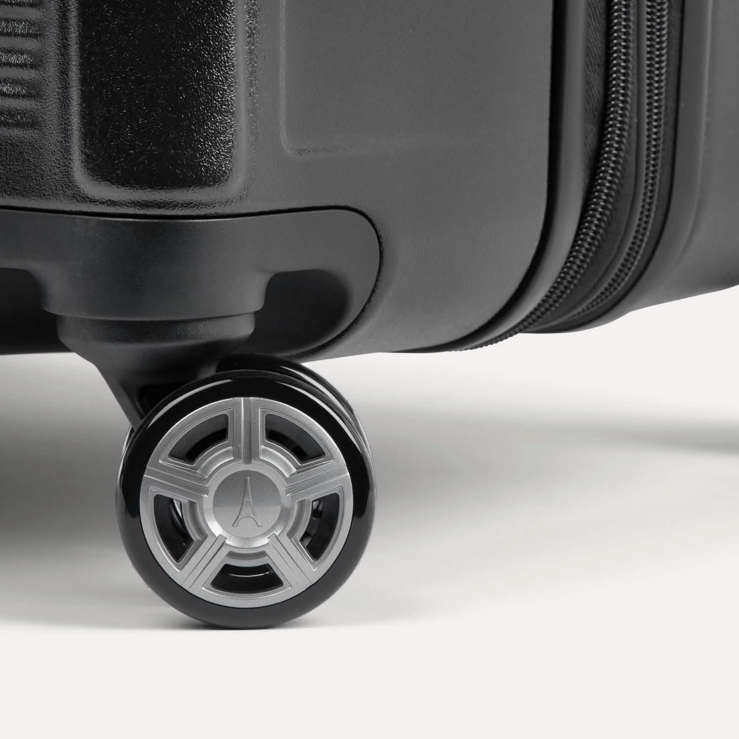 Platinum® Elite Medium Check-In Hardside Spinner - Image 85