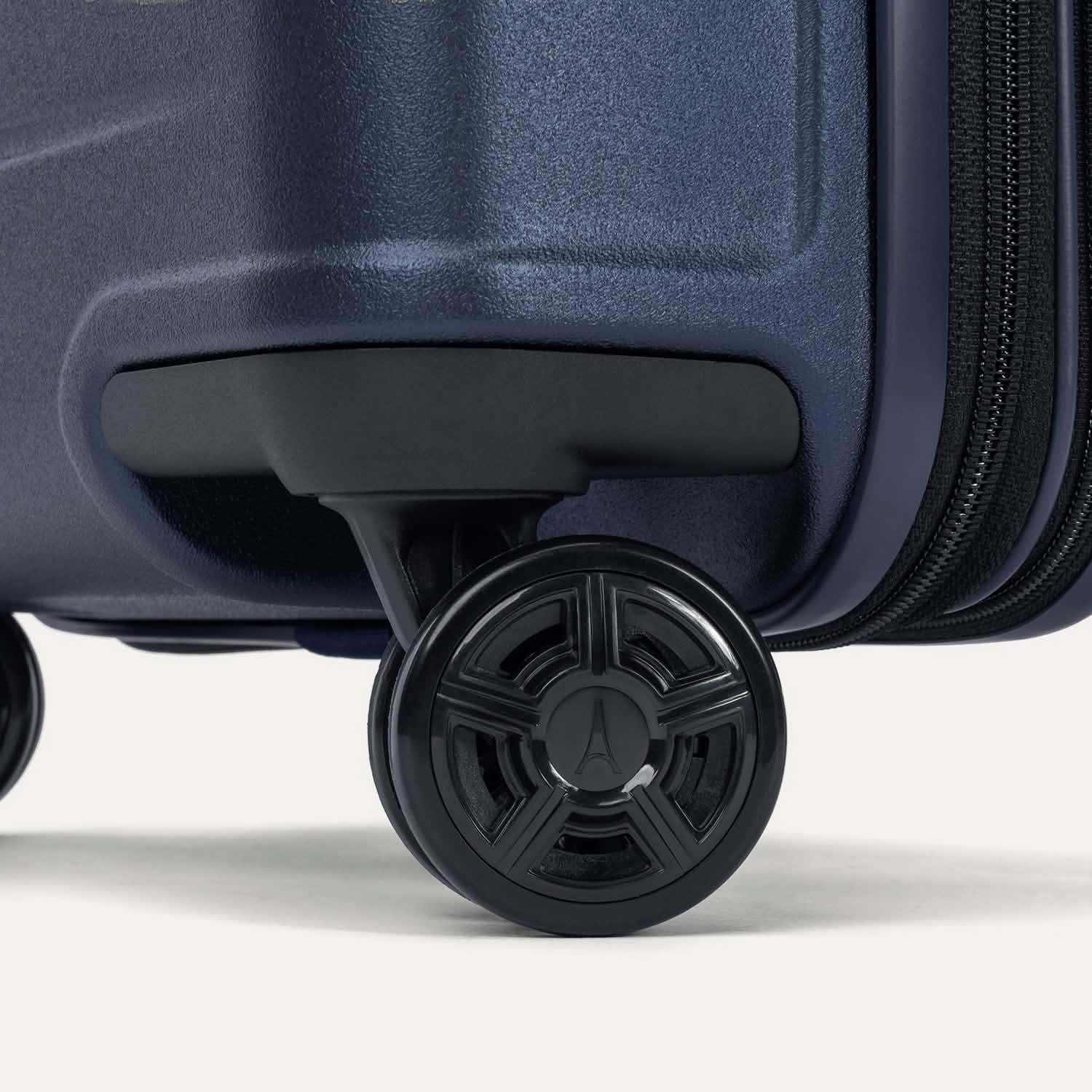Platinum® Elite Slim Carry-On Hardside Spinner - Image 47