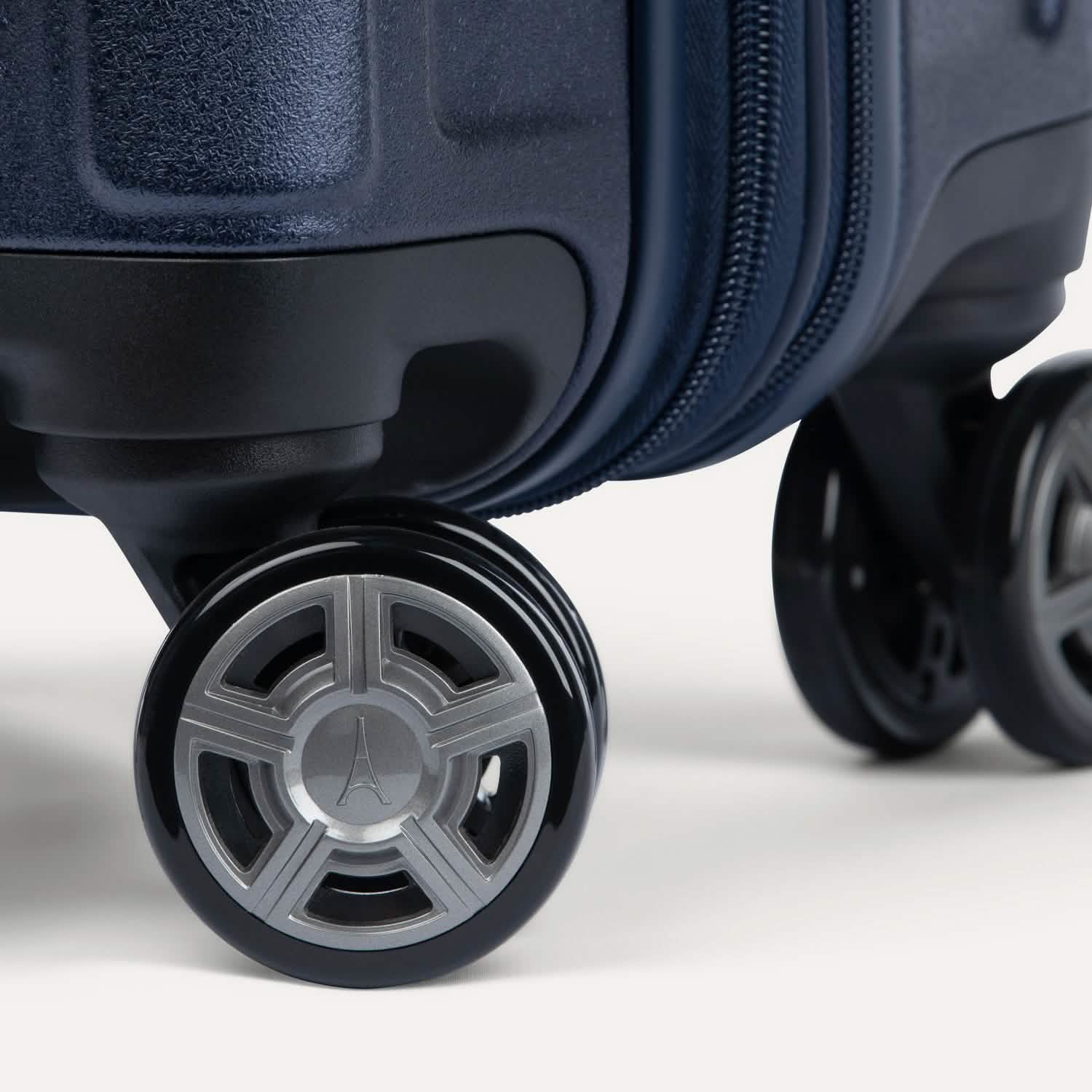 Platinum® Elite Slim Carry-On Hardside Spinner - Image 78