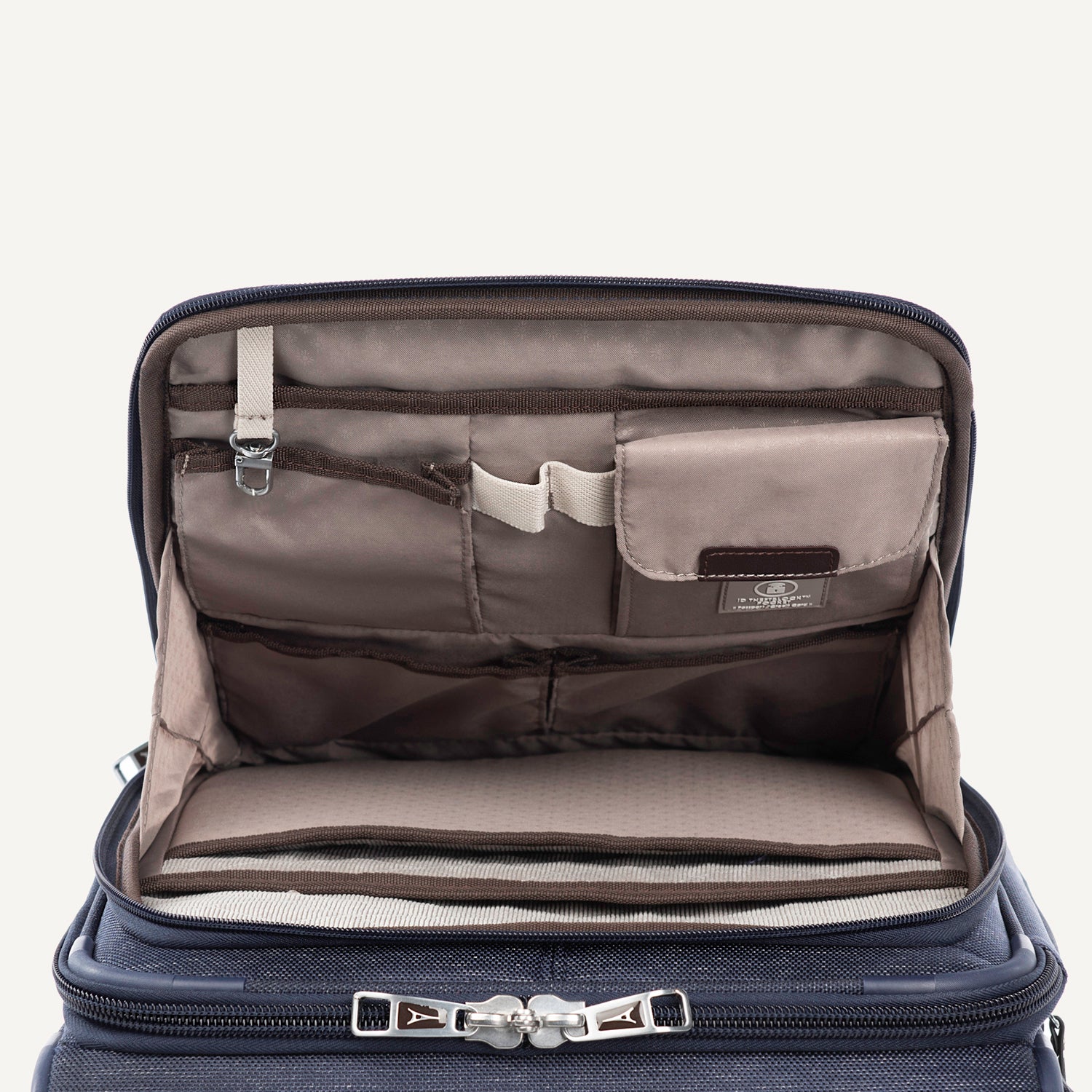Platinum® Elite 20” Expandable Business Plus Carry-On Spinner - Image 8