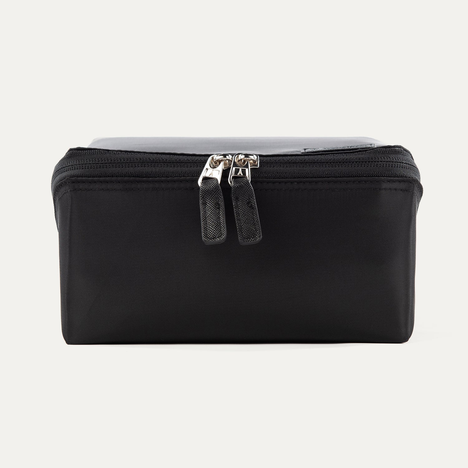 Travelpro® Essentials™ MaxAccess Cubes™ Deluxe Hanging Toiletry Organizer - Image 3