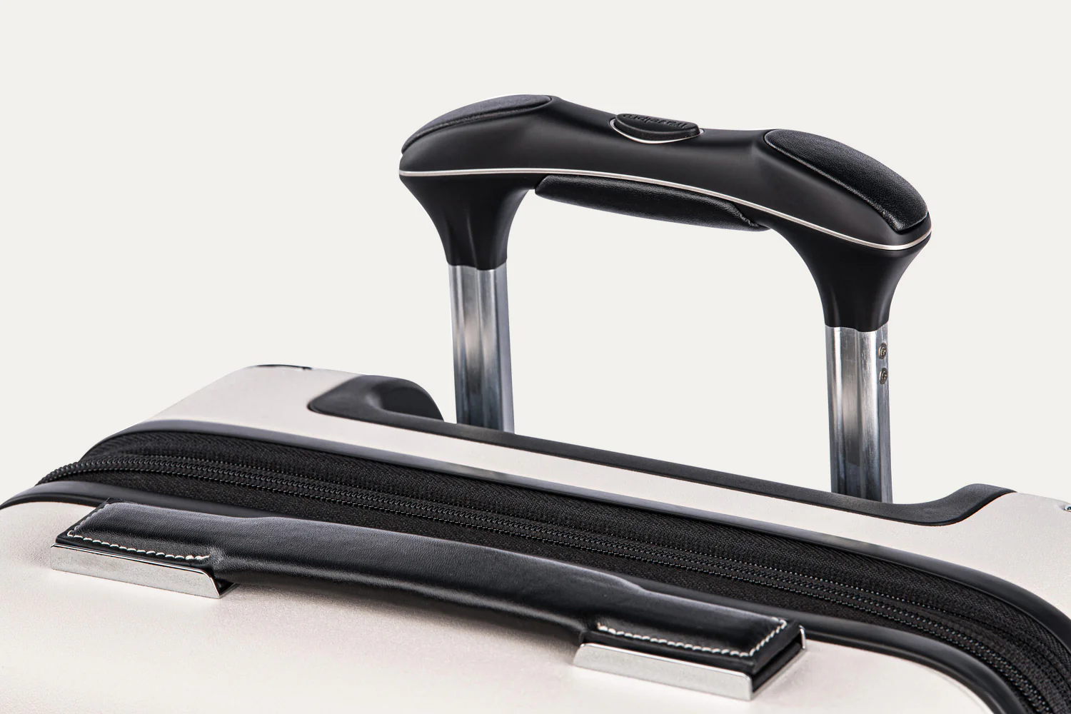 Travelpro® x Travel + Leisure® Compact Carry-on/Checked Medium Spinner - Luggage Set - Image 11
