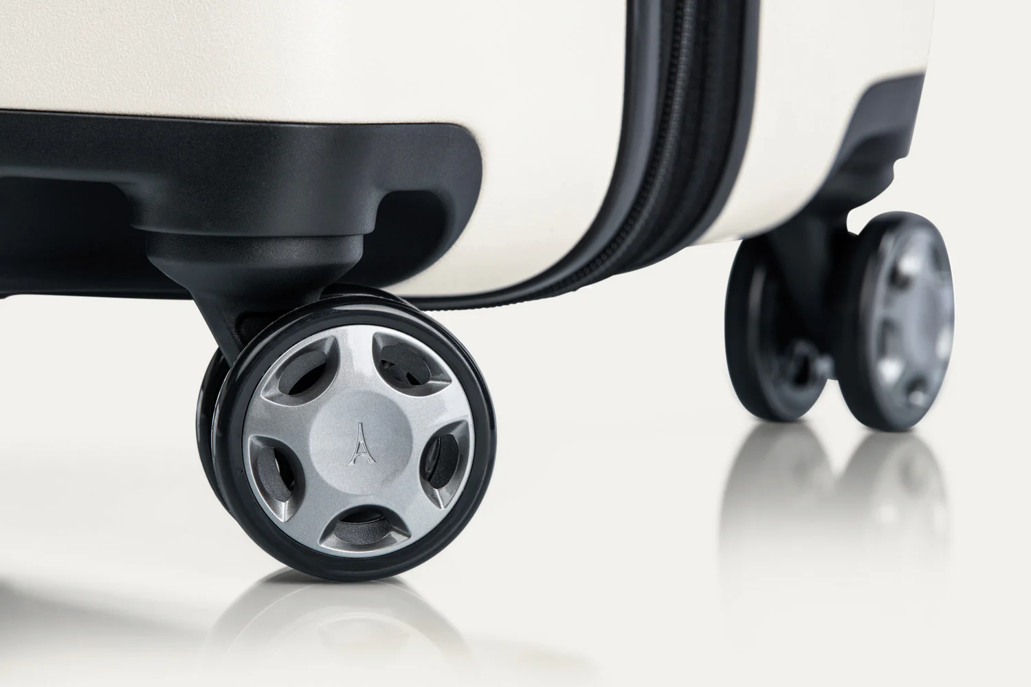 Travelpro® x Travel + Leisure® Medium Check-In Expandable Spinner - Image 30
