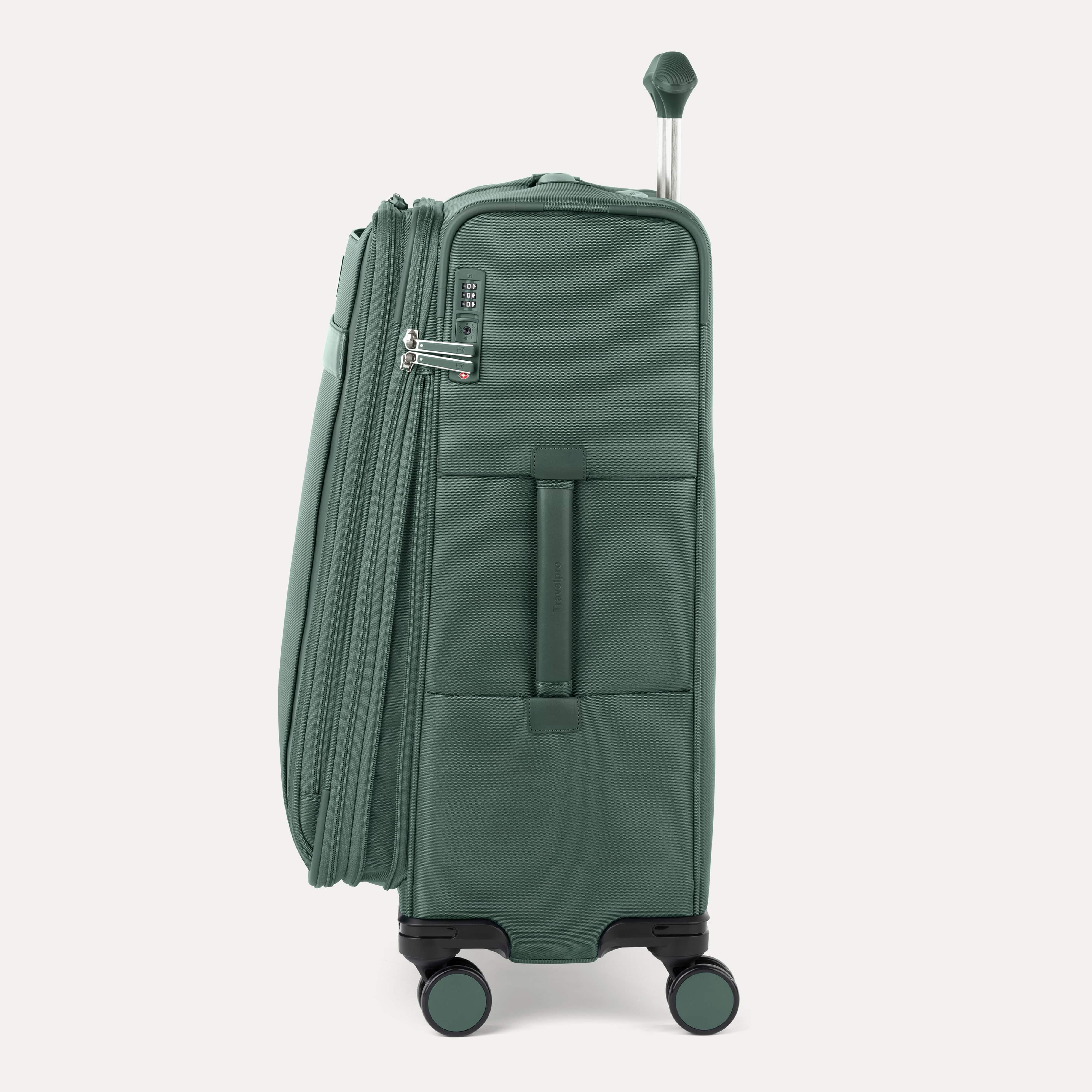 VersaPack®+ Medium Check-In Spinner - Image 17